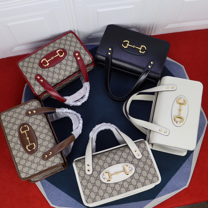 Handbag  Gucci   627323  size  27.5X17.5X11 cm