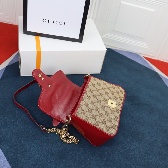 Handbag  Gucci 547260   size  21*15.5*8  cm