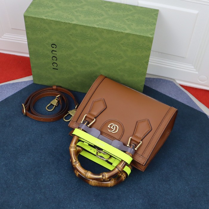 Handbag  Gucci  655661  size  20X16X10 cm