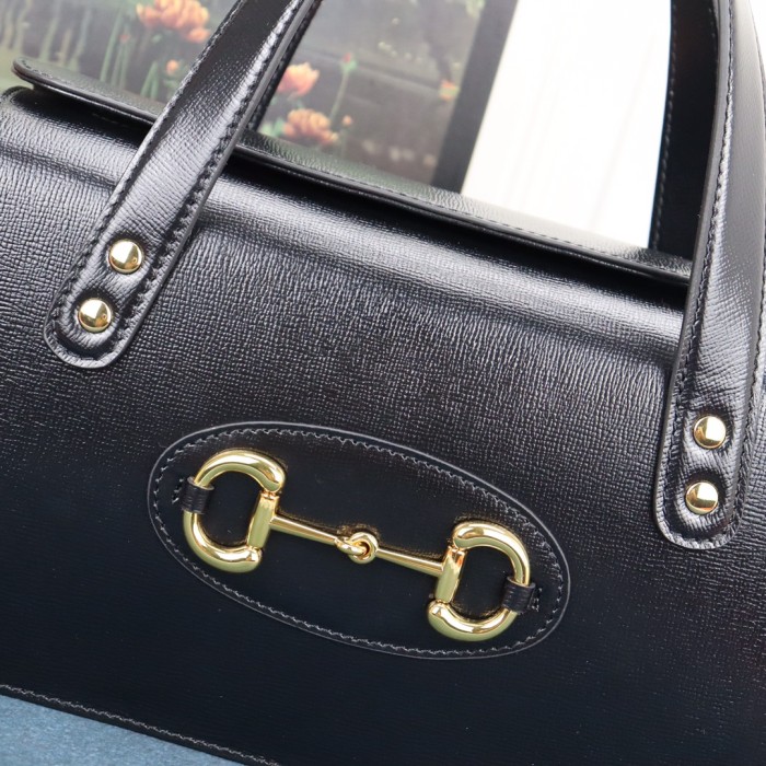 Handbag  Gucci   627323  size  27.5X17.5X11 cm