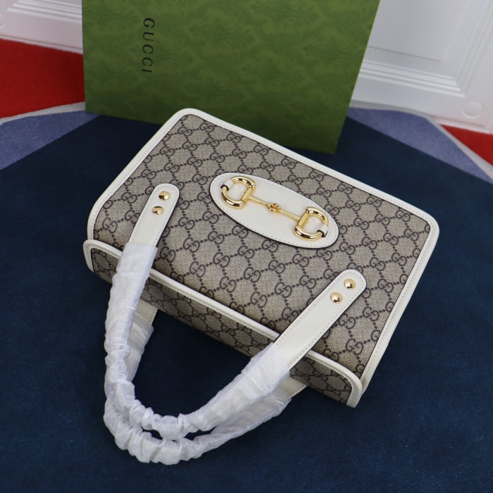 Handbag  Gucci  size  627323  size  27.5X17.5X11 cm