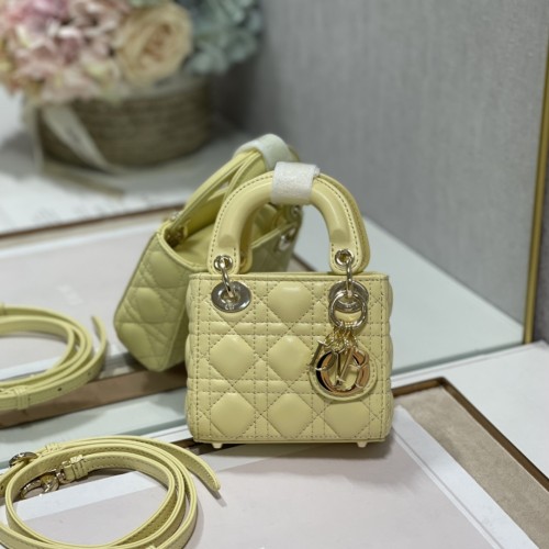 Handbag   Dior   6601  size  12*10*5 cm