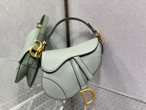 Handbag   Dior  size 19.5 cm