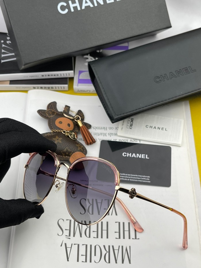 Sunglasses Chanel CH5594