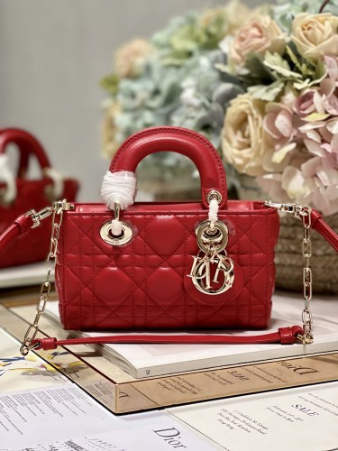 Handbag   Dior  9031  size  16*5.5*10 cm