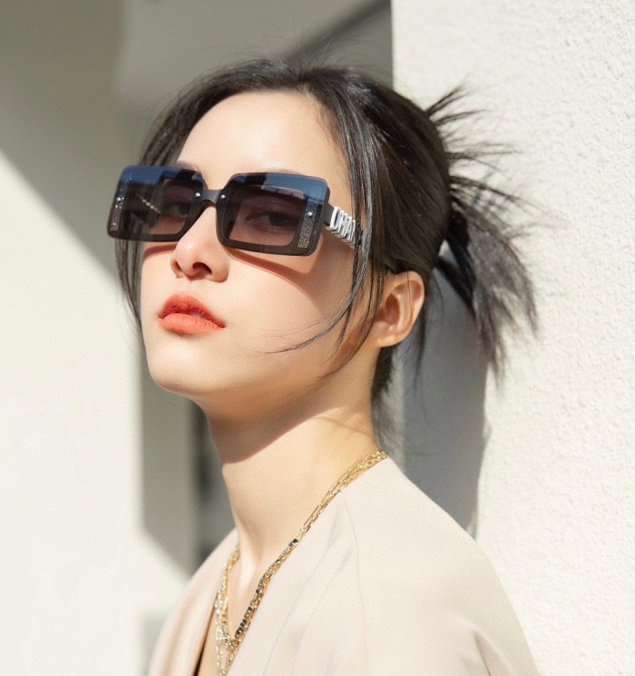 Sunglasses Chanel CH2771
