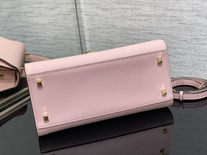 Handbag VALEXTRA size 𝟐𝟔*𝟐𝟎*𝟏𝟐 𝐂𝐦