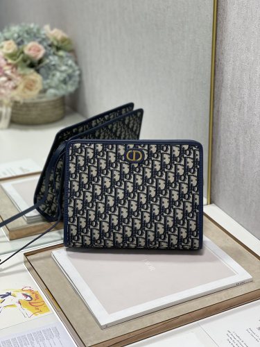 Handbag  Dior 2276  size 26×20×5.5 cm