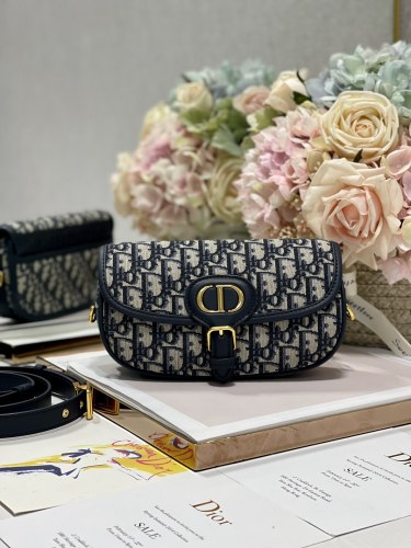 Handbag  Dior 9327 size 21*5*12 cm
