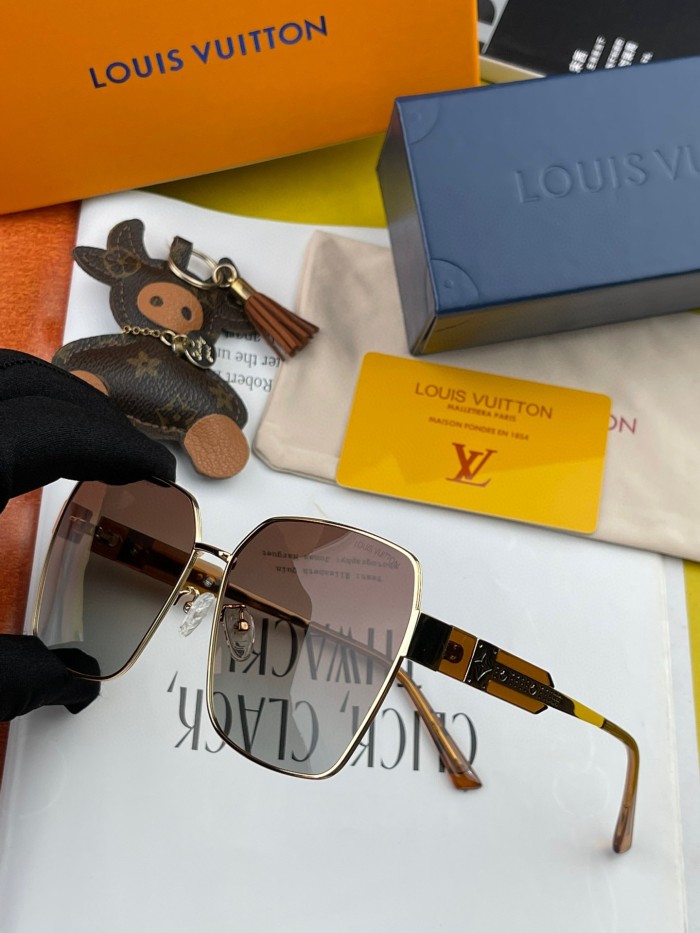Sunglasses Louis Vuitton L1285