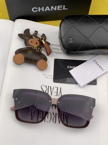 Sunglasses Chanel CH1244