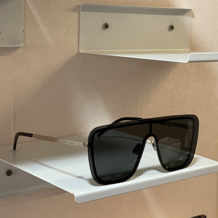 Sunglasses Saint Laurent SL364