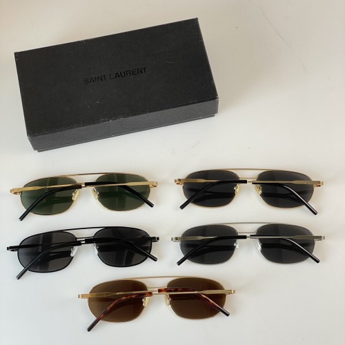 Sunglasses Saint Laurent SL561