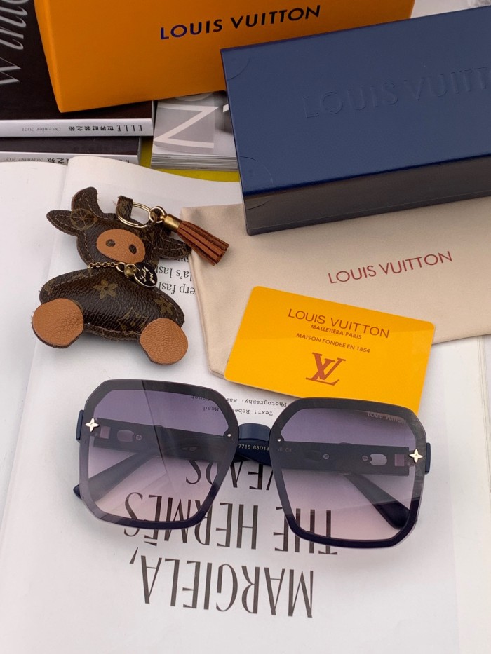 Sunglasses Louis Vuitton L5771