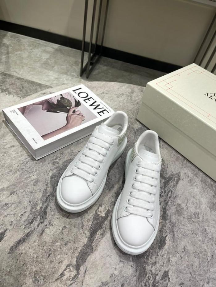 Alexander McQueen Oversized Sneaker in White