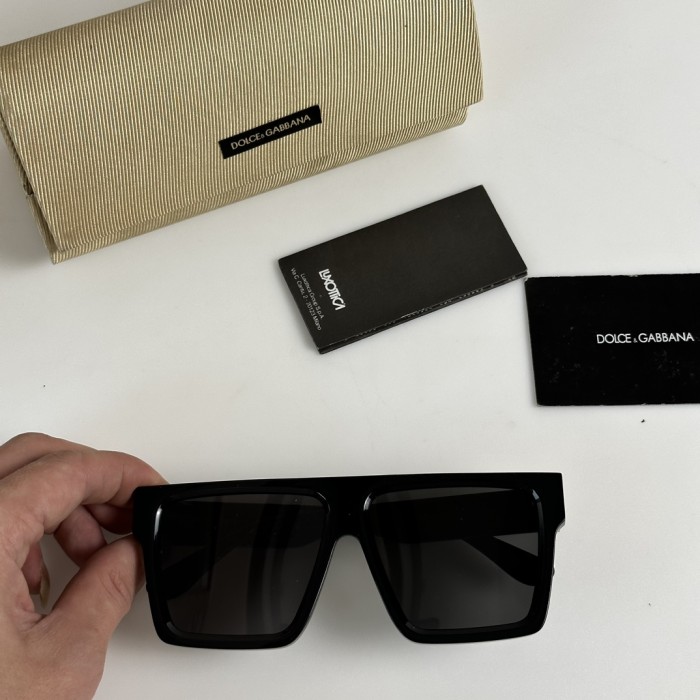 Sunglasses Dolce & Gabbana DG4901 56 15-145  150140