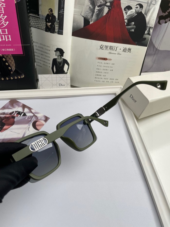 sunglasses Dior 7113