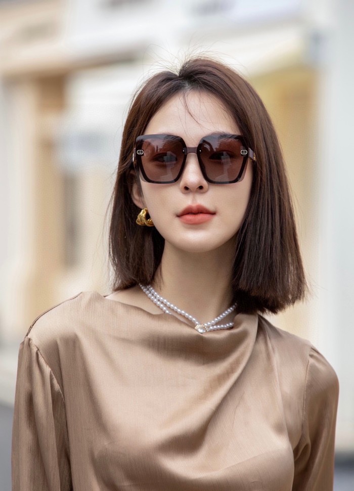 sunglasses Dior 7113