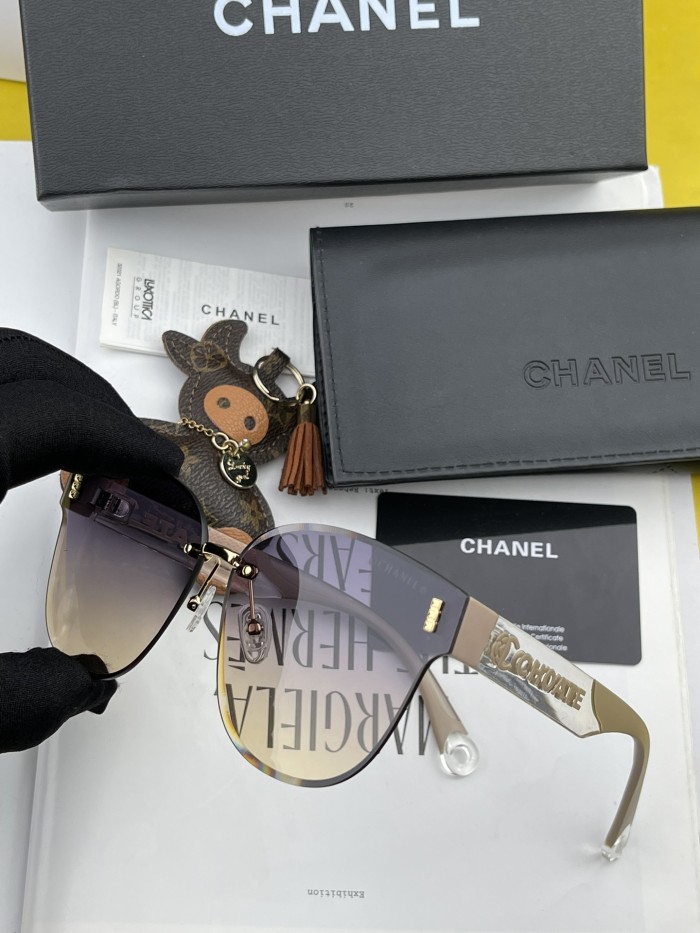 Sunglasses Chanel CH2191