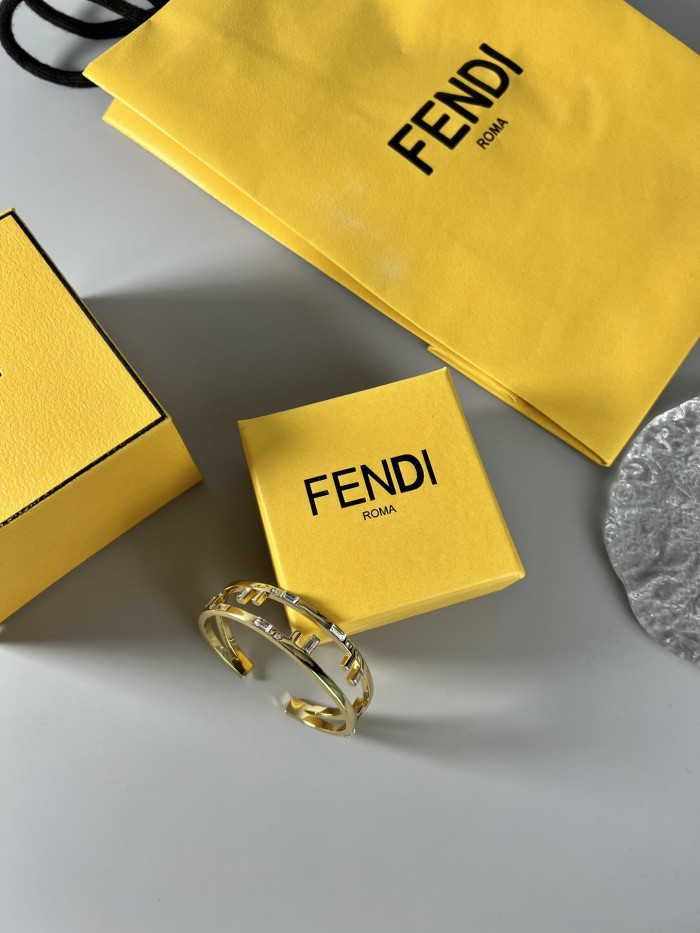 Jewelry FENDI 2