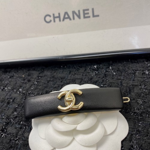 hairclip Chanel 1