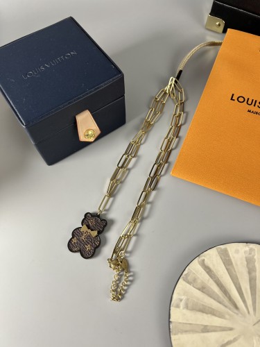 Jewelry Louis Vuitton 82