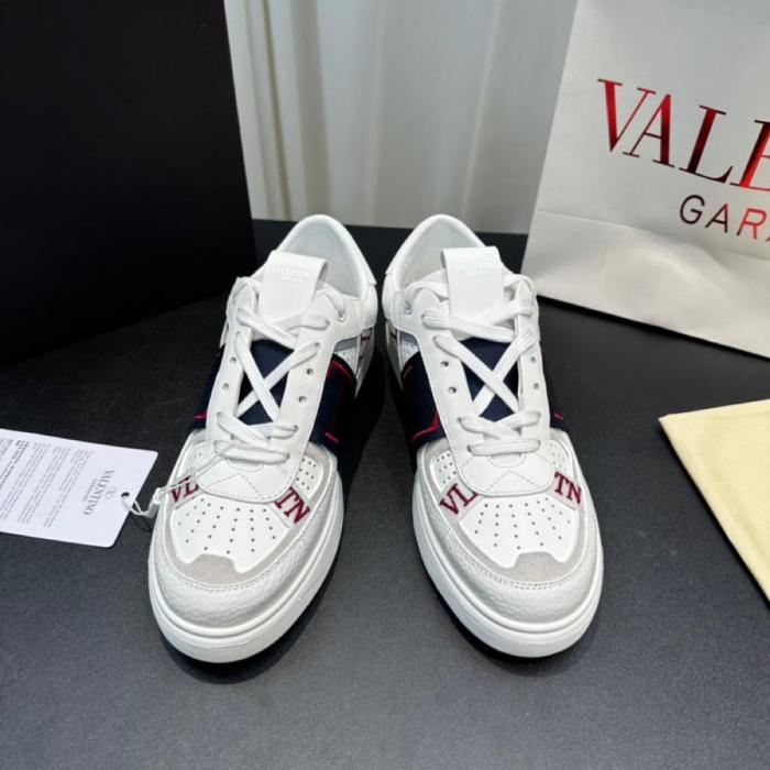 Valentino Garavani VL7N Low-Top Calfskin WHITE MARINE CERISE