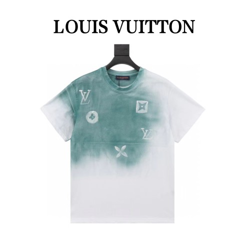 Clothes Louis Vuitton 353