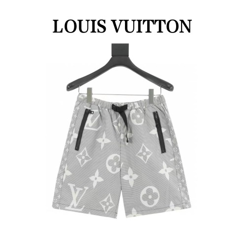 Clothes Louis Vuitton 400