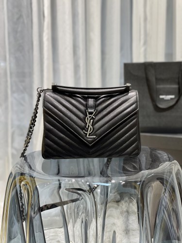 Handbags SAINT LAURENT 392737 size 24x17x6 cm