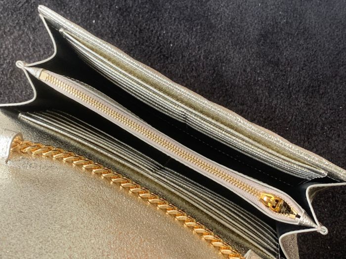 Handbags SAINT LAURENT 377828 size 22.5x14x4 cm
