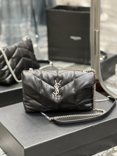 Handbags SAINT LAURENT 620333 size 23×15.5×8.5 cm