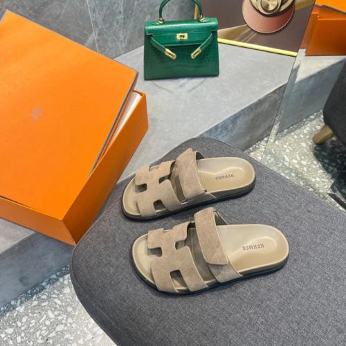 Hermes Chypre sandal suede Khaki