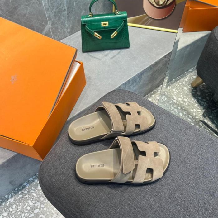 Hermes Chypre sandal suede Khaki