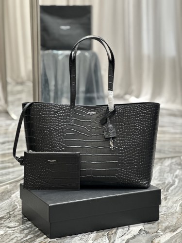 Handbags SAINT LAURENT 394195 size 38×28×13 cm