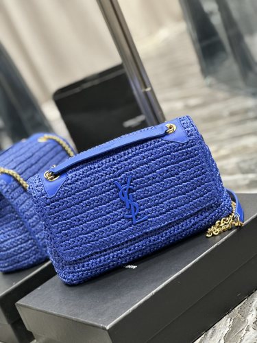 Handbags SAINT LAURENT 633158 size 28×20.5×8.5 cm