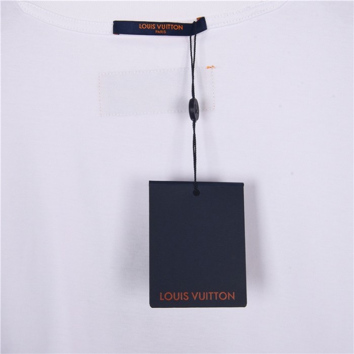 Clothes Louis Vuitton 484
