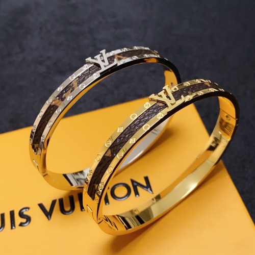 Jewelry Louis Vuitton 143