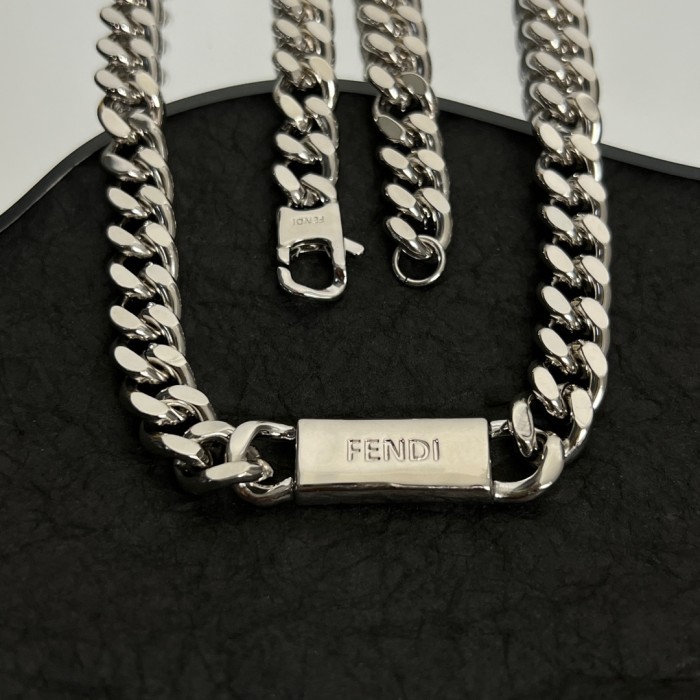 Jewelry FENDI 32