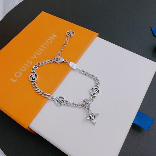 Jewelry Louis Vuitton 138