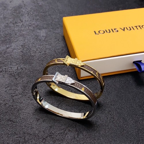 Jewelry Louis Vuitton 142