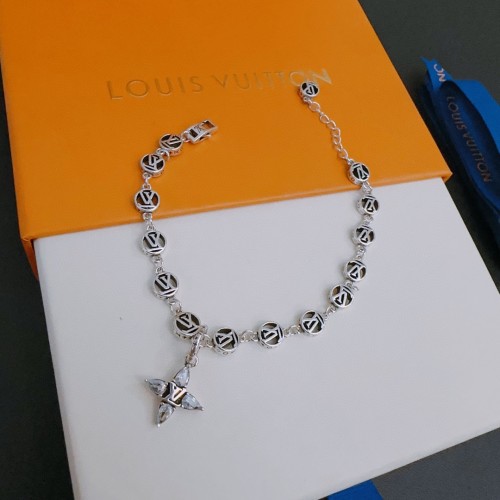 Jewelry Louis Vuitton 179