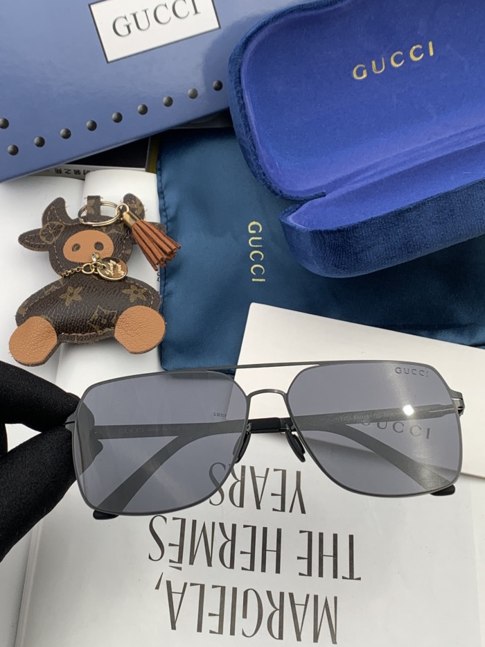 Sunglasses Gucci G3730