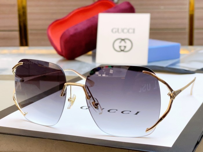 Sunglasse Gucci  size:60口17-135