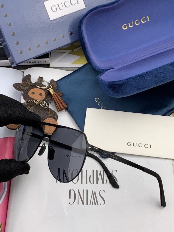 Sunglasses Gucci  G2731