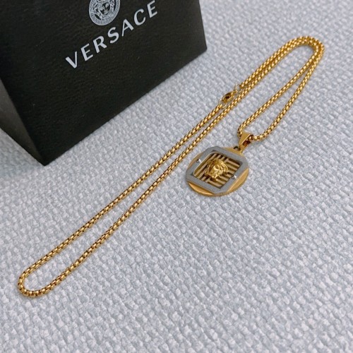 Jewelry Versace 30