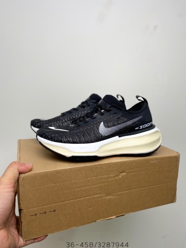 Nike ZoomX Invincible Run 3 Black White