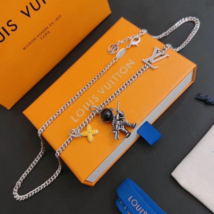 Jewelry Louis Vuitton 299