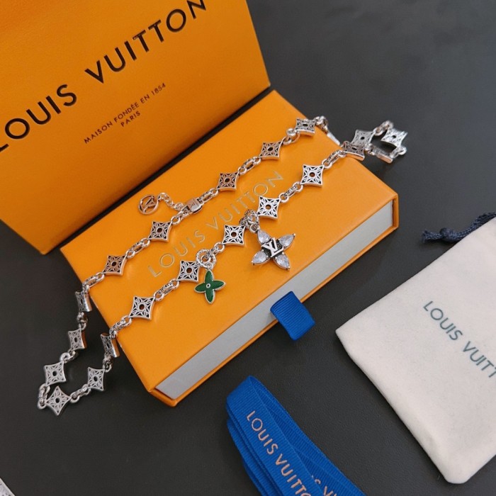 Jewelry Louis Vuitton 301