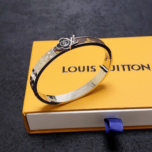Jewelry Louis Vuitton 302